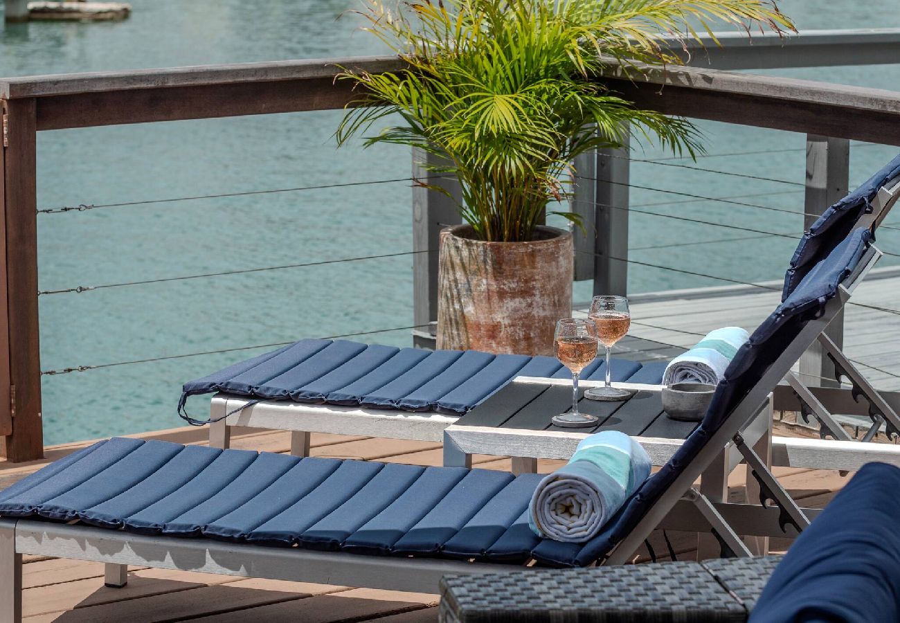 Villa in Jolly Harbour - Luxury Modern Waterfront Villa | Crystal Waters