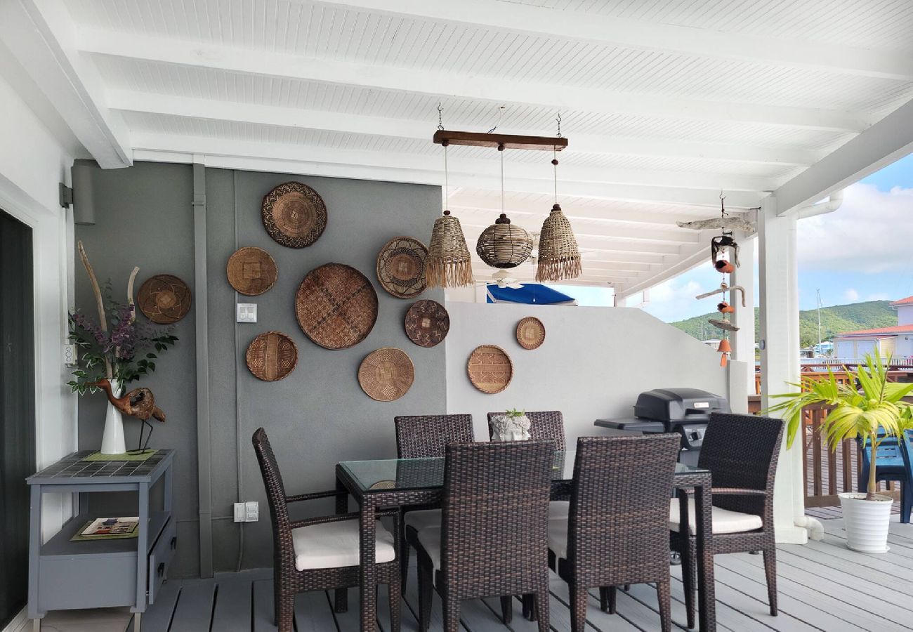Villa in Jolly Harbour - Lazy Gecko Stylish with spacious deck