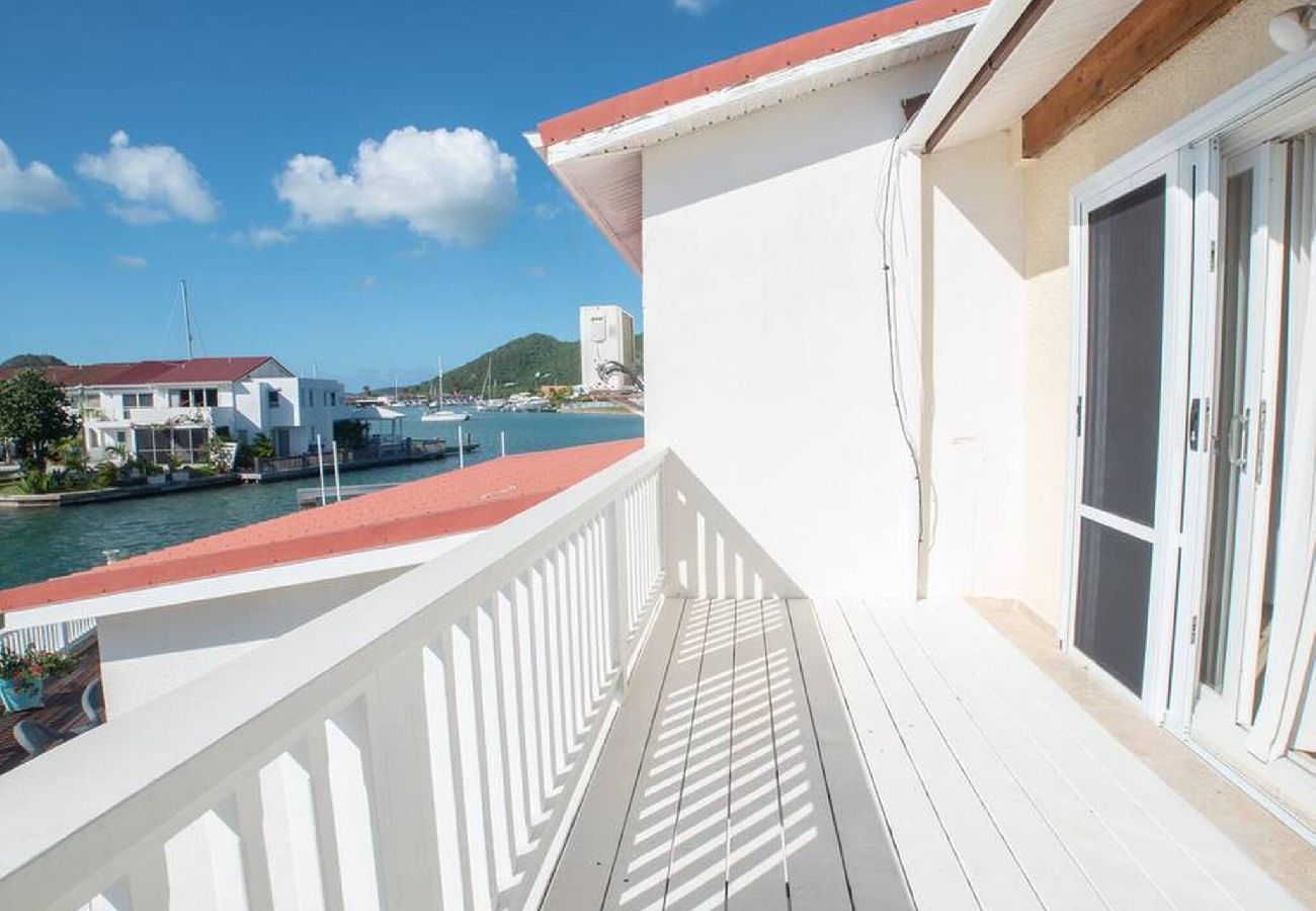 Villa in Jolly Harbour - Hidden Pearl Spacious Villa Near Best Beaches