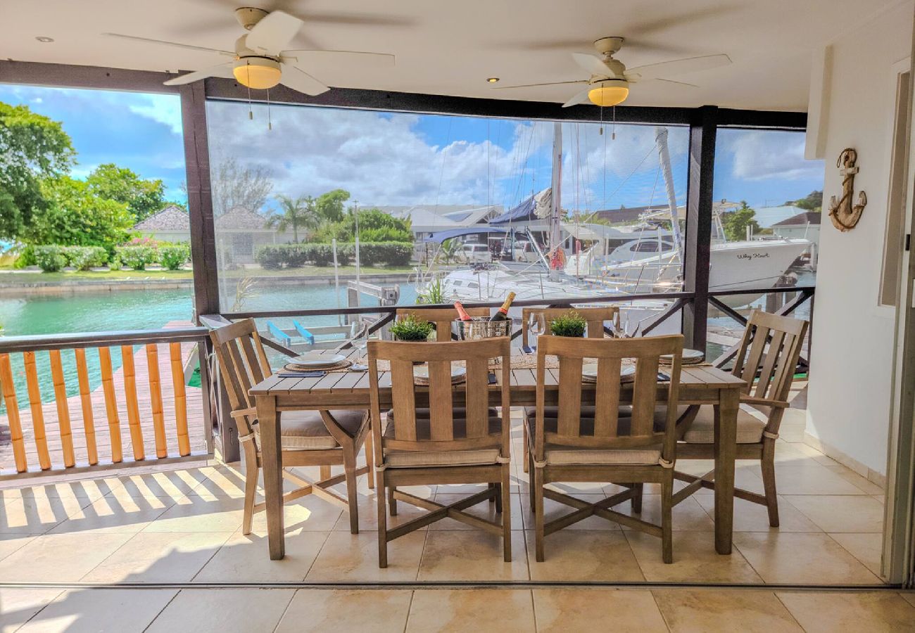 Villa in Jolly Harbour - Villa Mali in Jolly Harbour