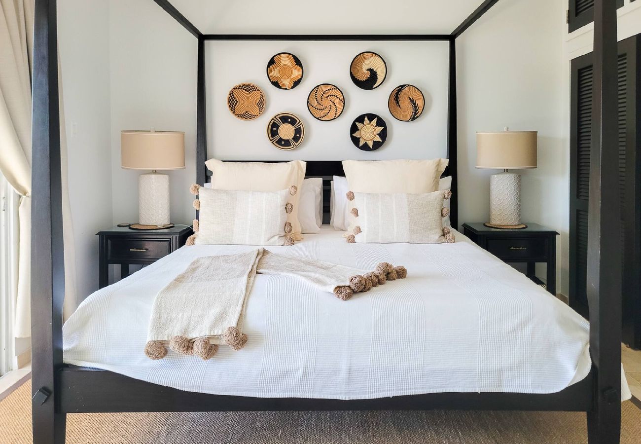 Villa in Jolly Harbour - Villa Mali in Jolly Harbour