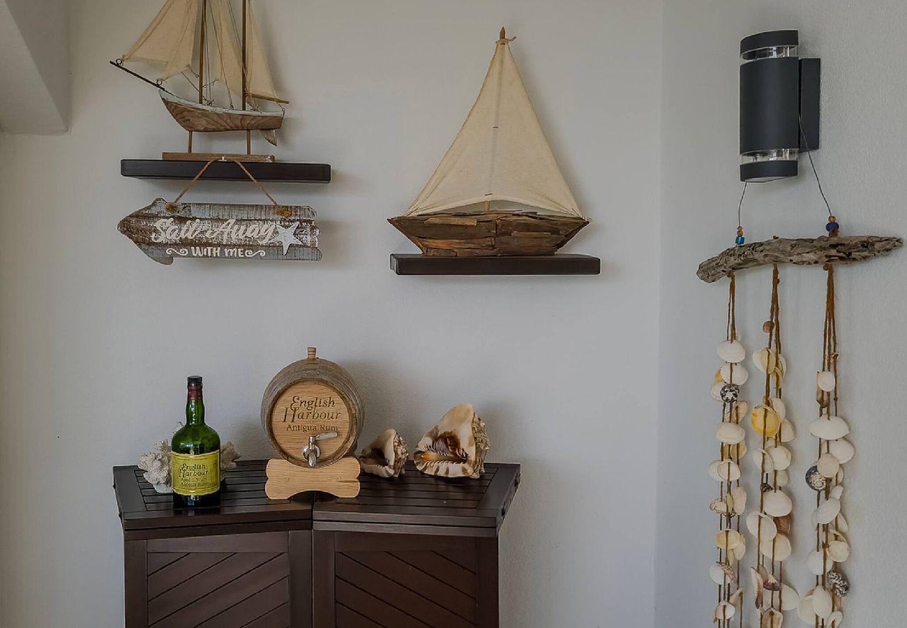 Villa in Jolly Harbour - Villa Mali in Jolly Harbour