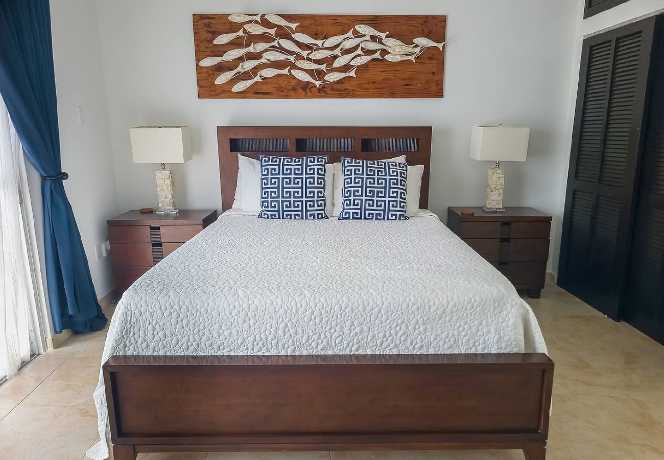 Villa in Jolly Harbour - Villa Mali in Jolly Harbour