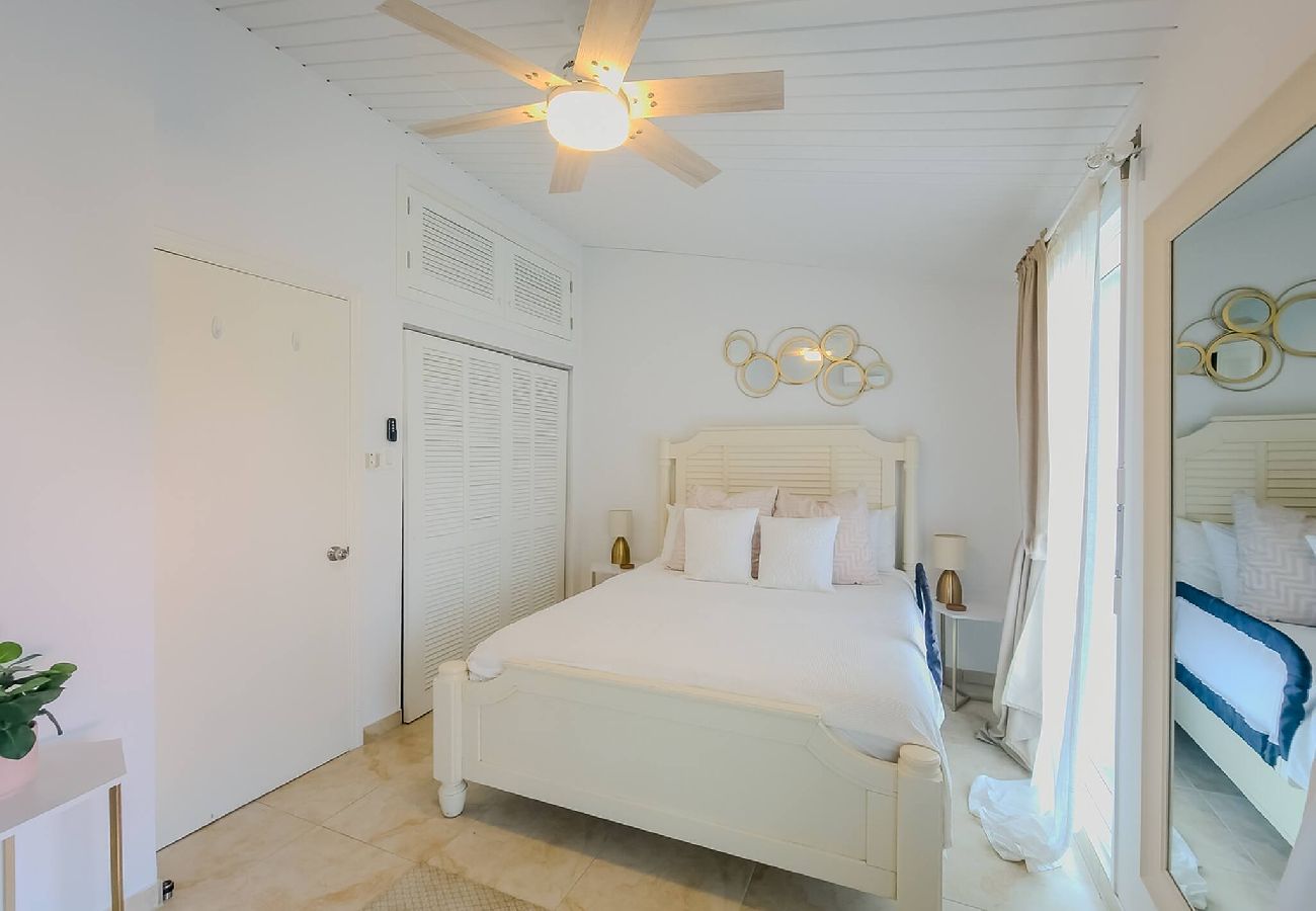 Villa in Jolly Harbour - Villa Mali in Jolly Harbour